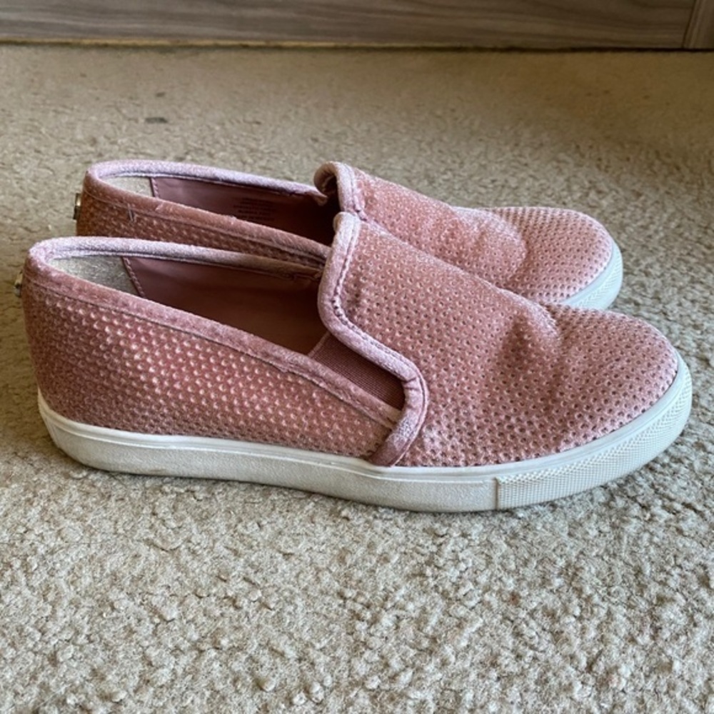 Steve Madden Pink Velvet Perforated Slip Ons